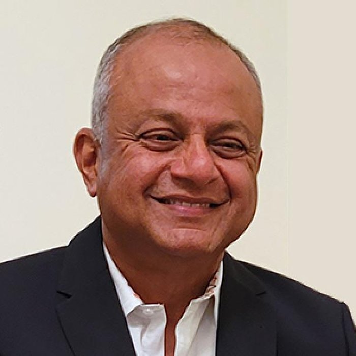 Derek Lobo
